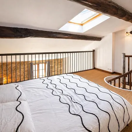 Le Nid Des Arenes Apartament